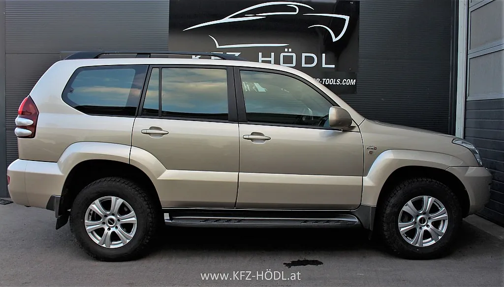 Toyota Landcruiser 300 3,0 D-4D 175 VX Aut. Image 5