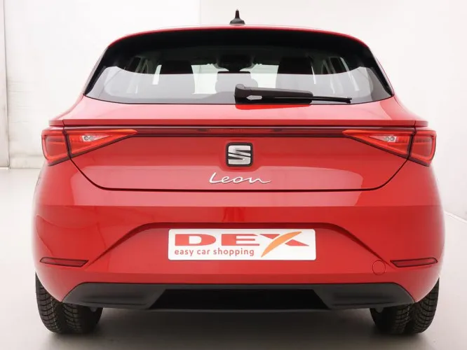 Seat Leon 1.0 TSi 110 Style + Carplay + LED Lights Image 5