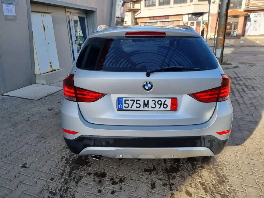 BMW X1 Image 2