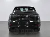 Porsche Cayenne Thumbnail 2