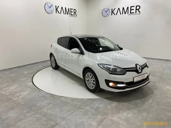 Renault Megane 1.5 dCi Touch Plus Image 1